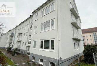 Hausansicht vorn seitlich