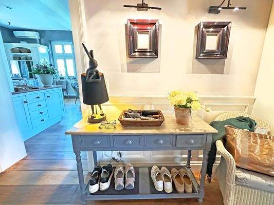 Liebevolle Details von namhaften Herstellern in der ganzen Wohnung