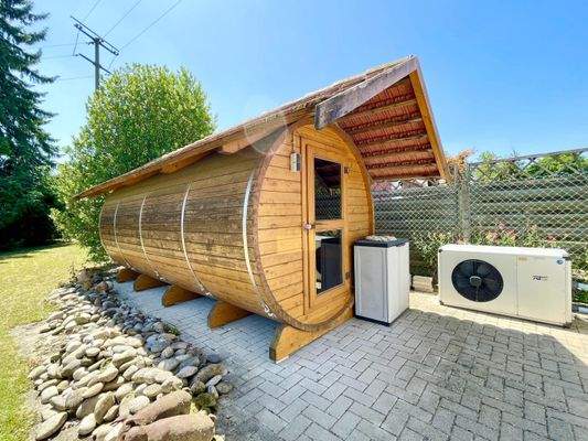 die große Fass-Sauna