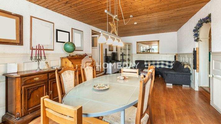 1. OG Wohnzimmer 1 2