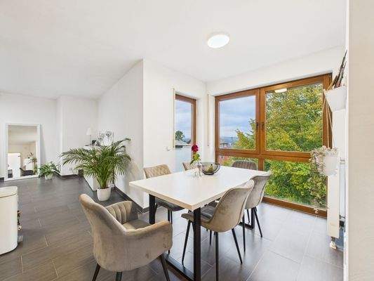 Wohnen Essen und Küche sind offen gestaltet 