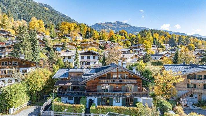 KITZIMMO-Dachgeschosswohnung in Toplage am Sonnberg kaufen - Immobilien Kitzbühel.