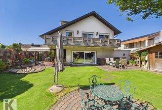 Hausansicht vom Garten