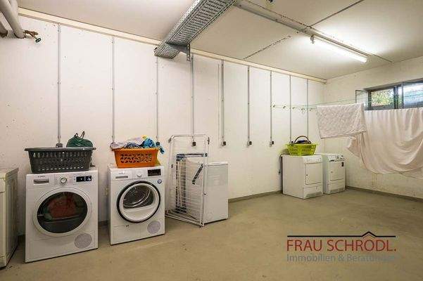 Wasch-/Trockenraum