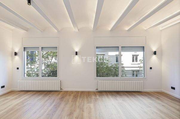 Modern Apartment Close to Avenida Diagonal in Les Corts