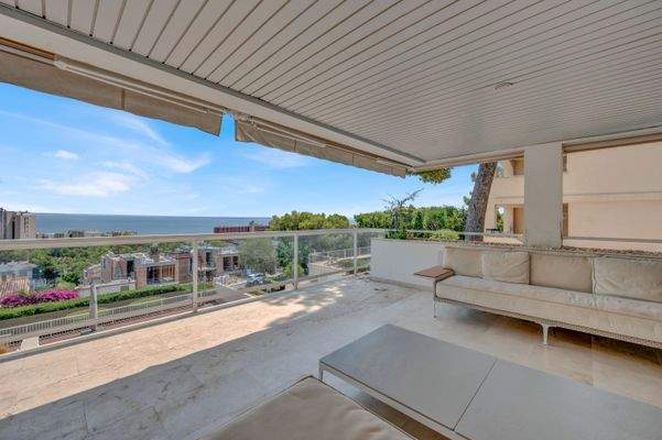 Living area in terrace in apartment in Cas Català