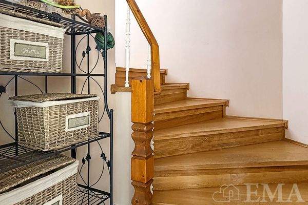 Treppe ins Souterrain