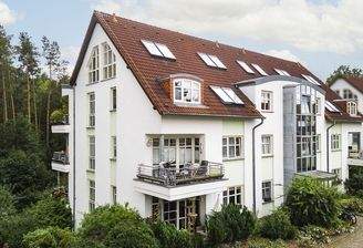 seitlicher Blick auf das Haus