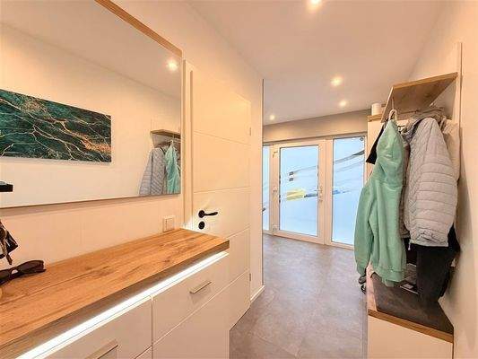 Flur EG / Hauseingang 