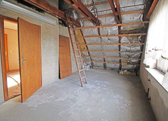 Bodenraum im Dachgeschoss