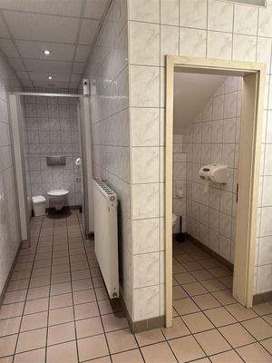 Damen Toilette EG
