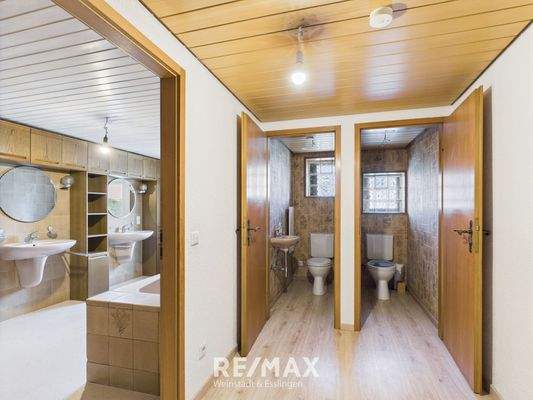  Gäste WC / Badezimmer OG
