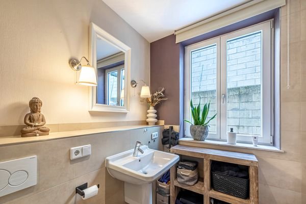 EG: Badezimmer TGL