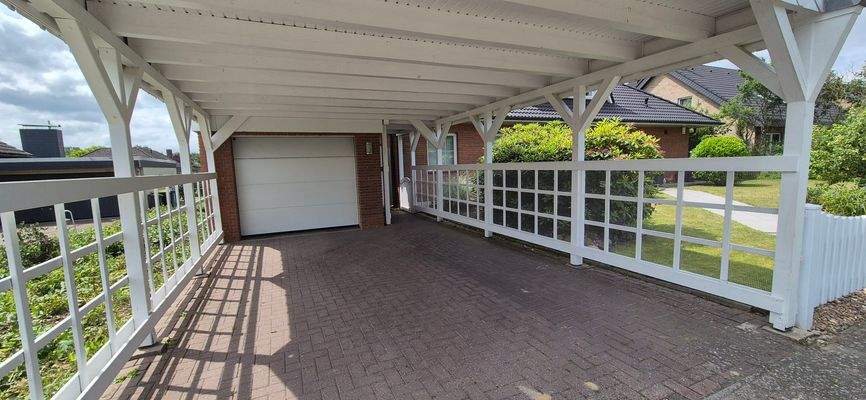 Garage + Carport