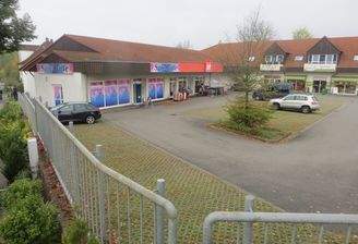 Ladenlokal ehemals Spielhalle.JPG