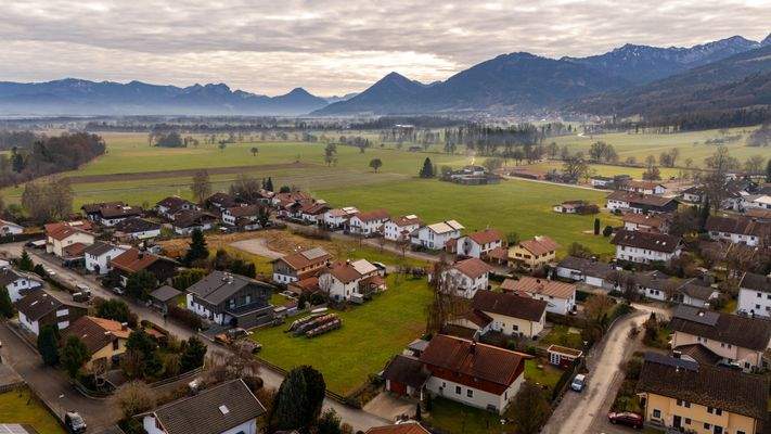 Bergblick und Blick nach Bad Feilnbach
