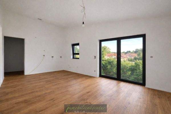 Küche mit Abstellraum - KI generiertes Foto