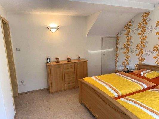 DG_Schlafzimmer mit Drempel