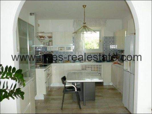 6536pi_Malcesinei_04_Villa_Haus_Immobilienkauf_Gar