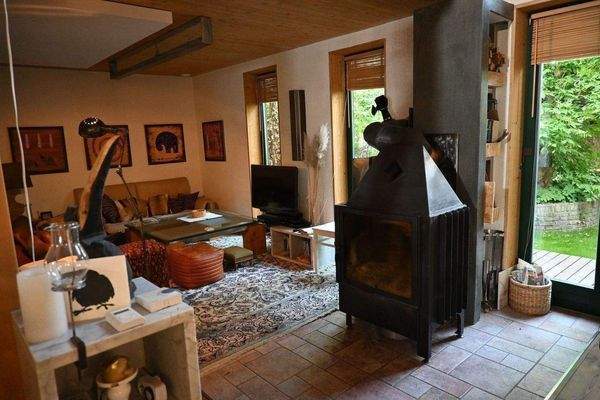 gußeiserner Kamin.JPG