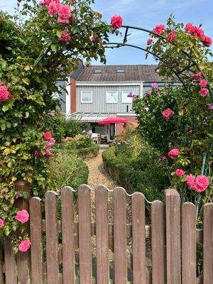 Gartentor zur Straße.JPG