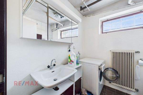 Badezimmer / Erdgeschoss