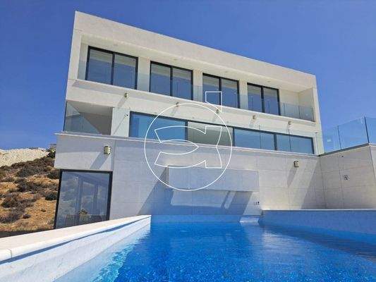 602799-detached-villa-for-sale-in-agios-tychonas_full.jpg