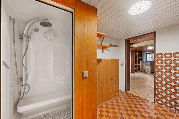 EG | Waschküche mit Dusche (2)