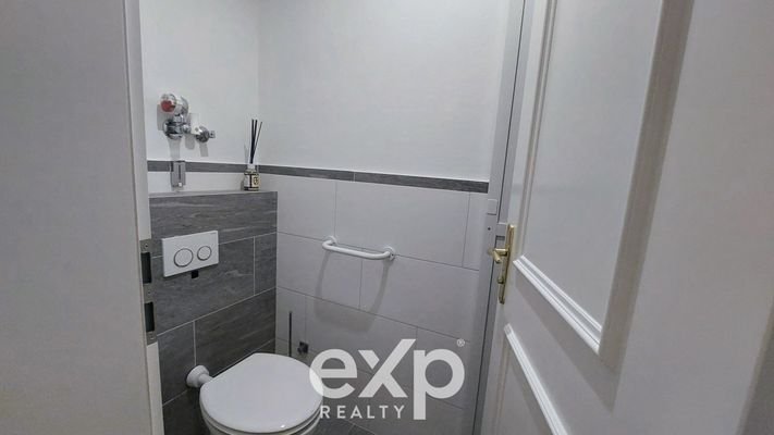 Separates WC