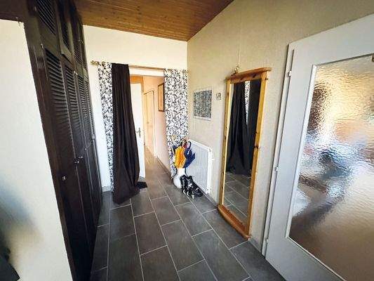 große WE-Blick in den Flur