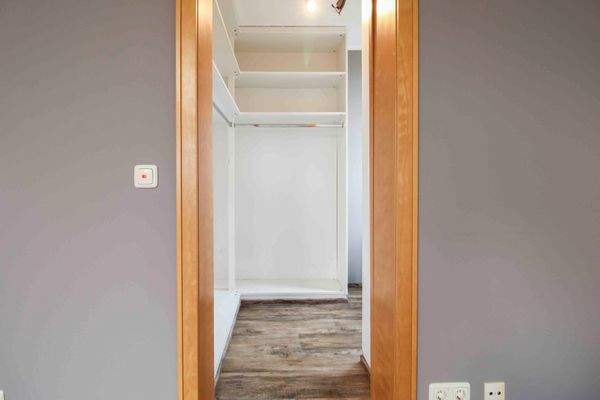 Ankleide zum Schlafzimmer 1.OG