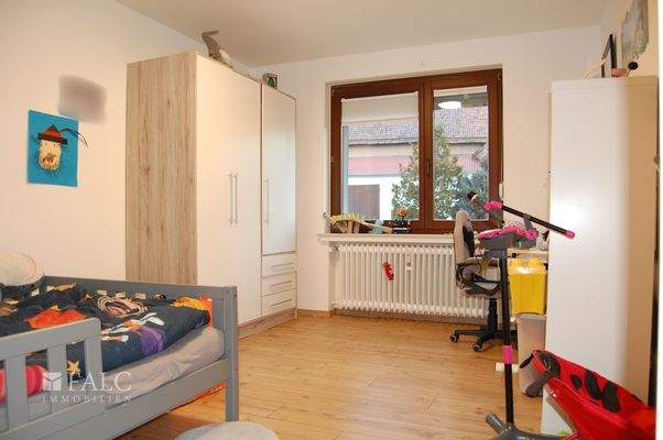 Kinderzimmer 2_1.OG_Großes Haus