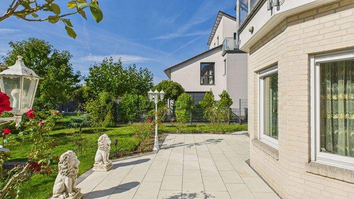 Ausschnitt der Terrassen- & Gartenfläche