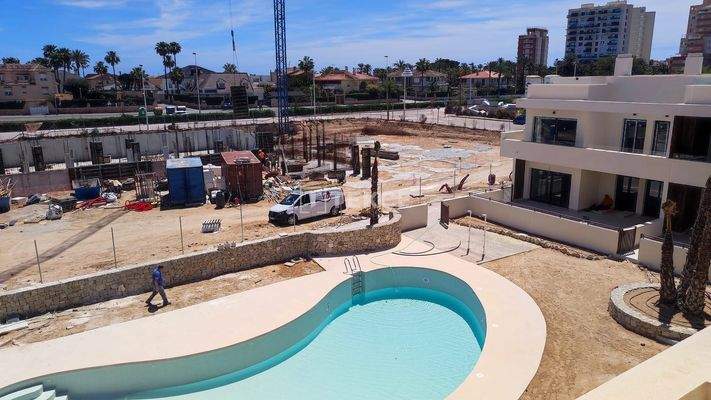 Flats Close to Sea in Innovative Residential Project in Torrevieja