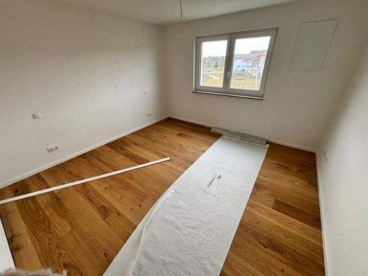 Schlafzimmer 1 (1).jpeg