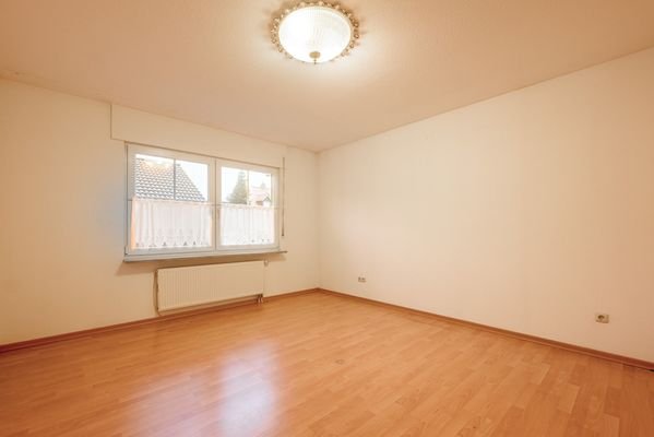 Zimmer 1 EG
