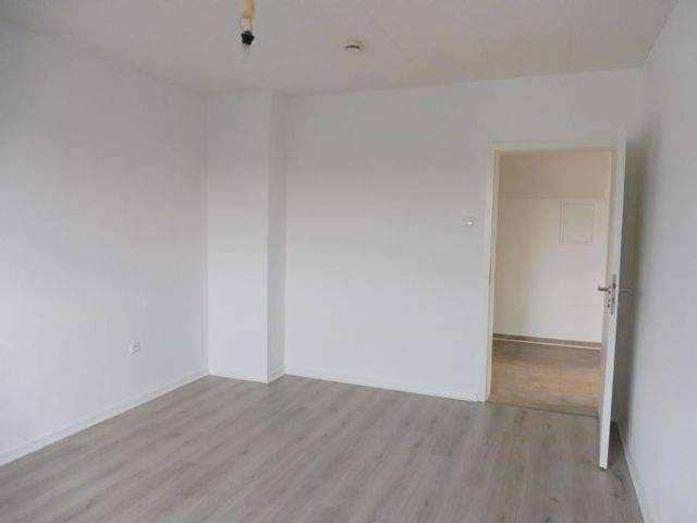 Sehr schöne 3-Zimmer-Wohnung mit Balkon und Aufzug - Photo 5