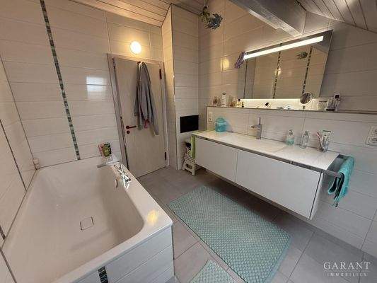 Badezimmer Dachgeschoss