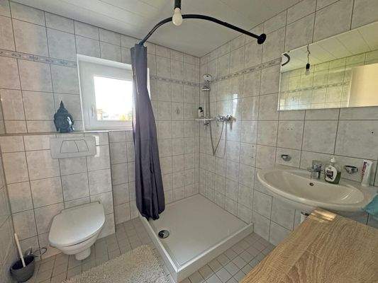 Badezimmer im Erdgeschoss