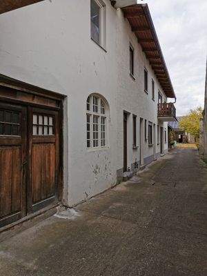 Zufahrt / Durchgang zum Innenhof