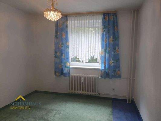 Schlaf-/ Kinderzimmer