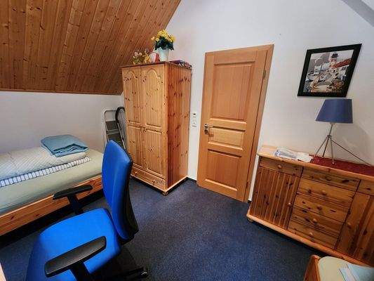 Gästezimmer, Büro 3 