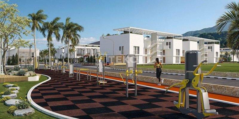 Garden Floor and Penthouse Apartments in Esentepe Girne