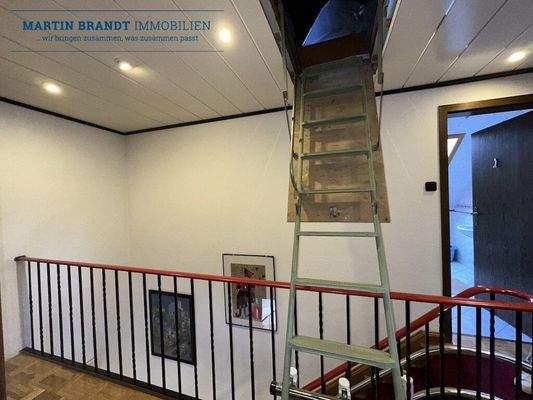 Bodenauszugstreppe Dachspeicher