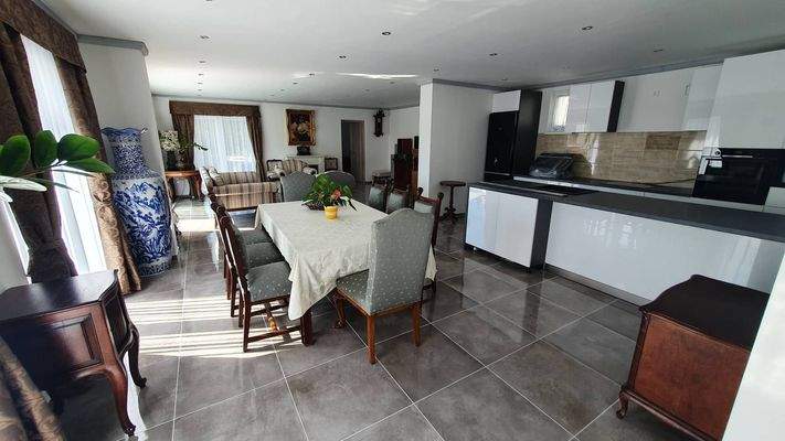 285580081_439912954131636_1192896159540496700_n.jp