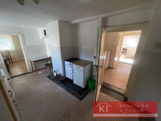 EG Küche/ Richtung Ausgang Innenhof