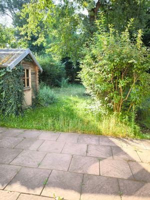 Terrasse mit Garten