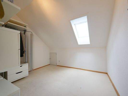 Weiteres Zimmer im DG