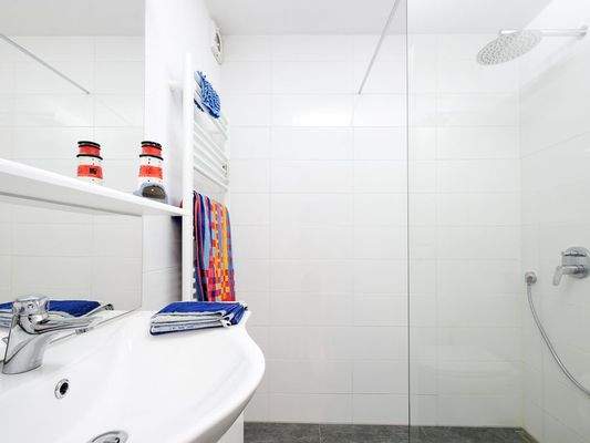 020 Bad Dusche (1 von 1).jpg