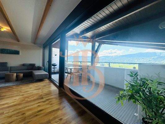 Loggia mit Panoramablick